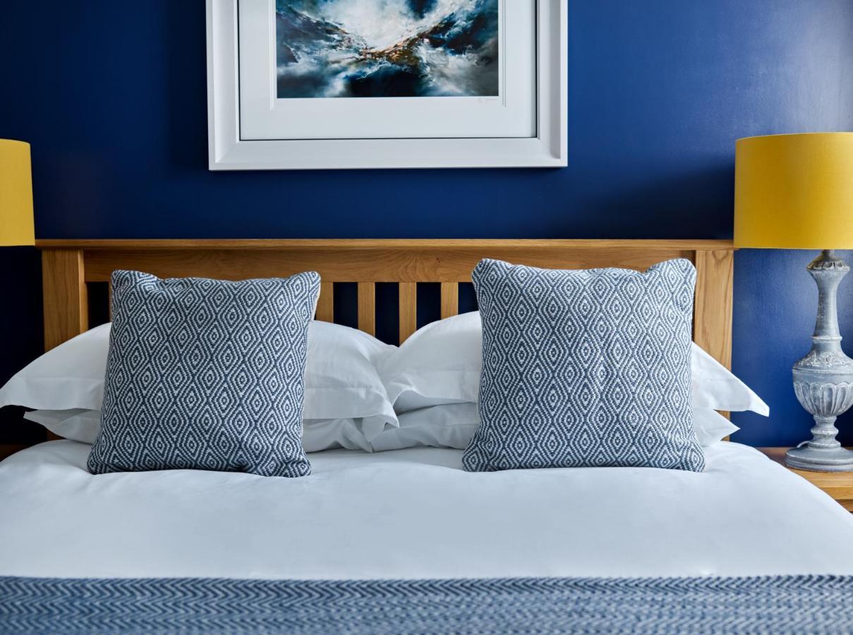Hotel The Barrington Boar Ilminster Esterno foto