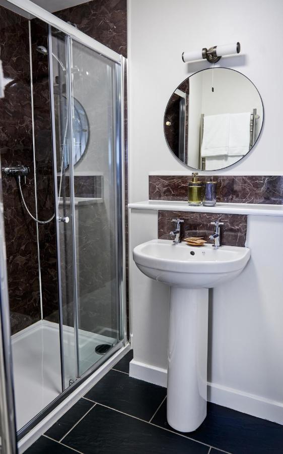 Hotel The Barrington Boar Ilminster Esterno foto
