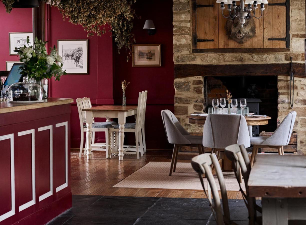 Hotel The Barrington Boar Ilminster Esterno foto