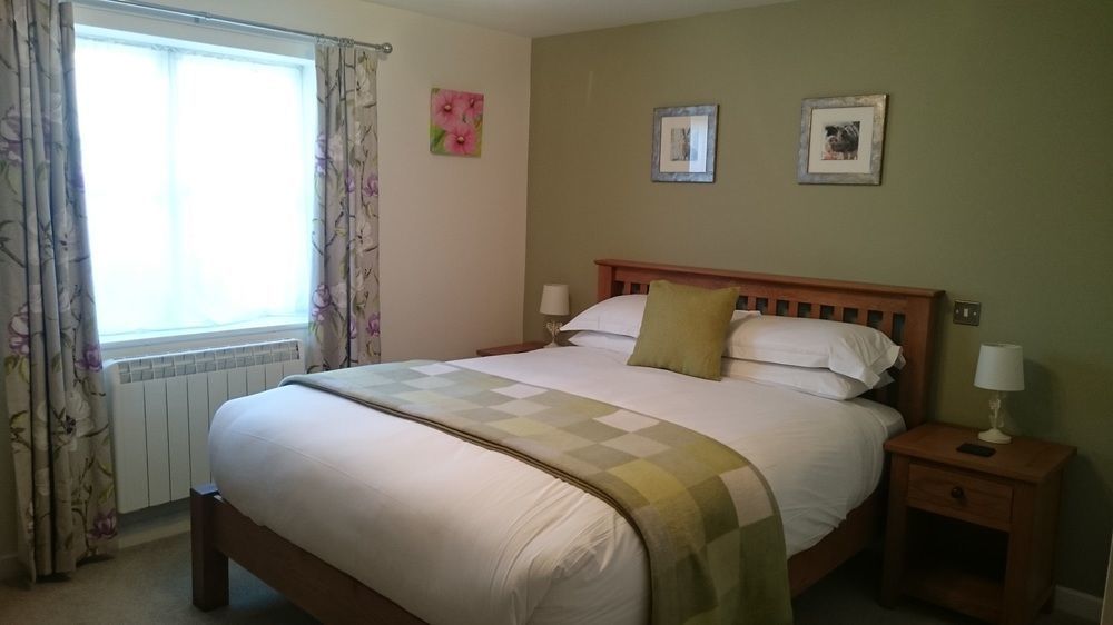 Hotel The Barrington Boar Ilminster Esterno foto